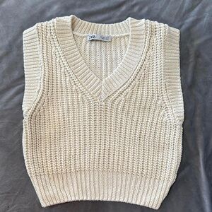 Zara Off-White‎ Knit Vest Small